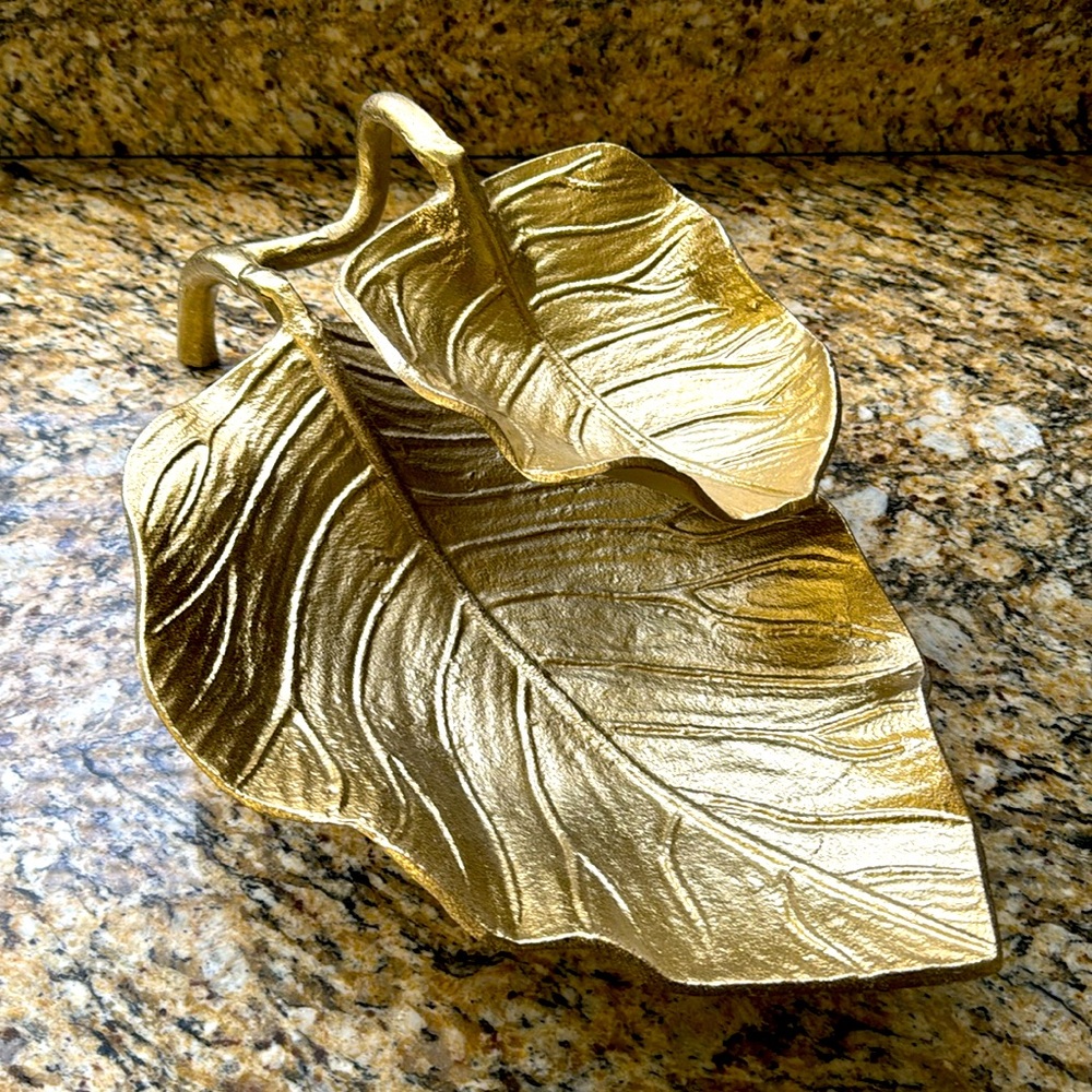 Gold Metal Tray💎